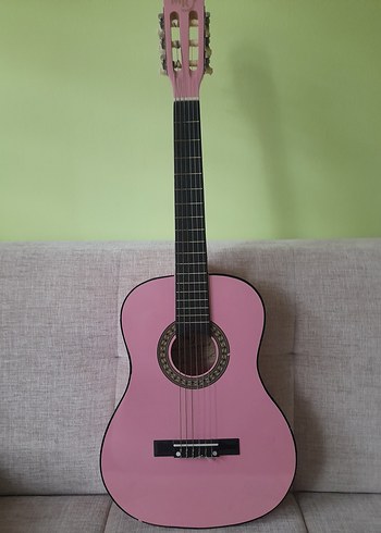 Pembe Çocuk Gitarı