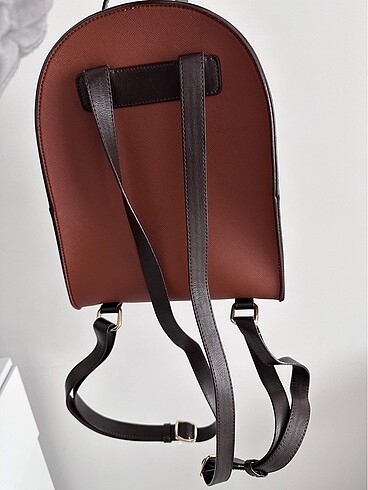 Sırt çantası - Görsel 3