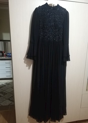 Uzun Siyah Gotik Kadın Abiye Elbise - Görsel 3