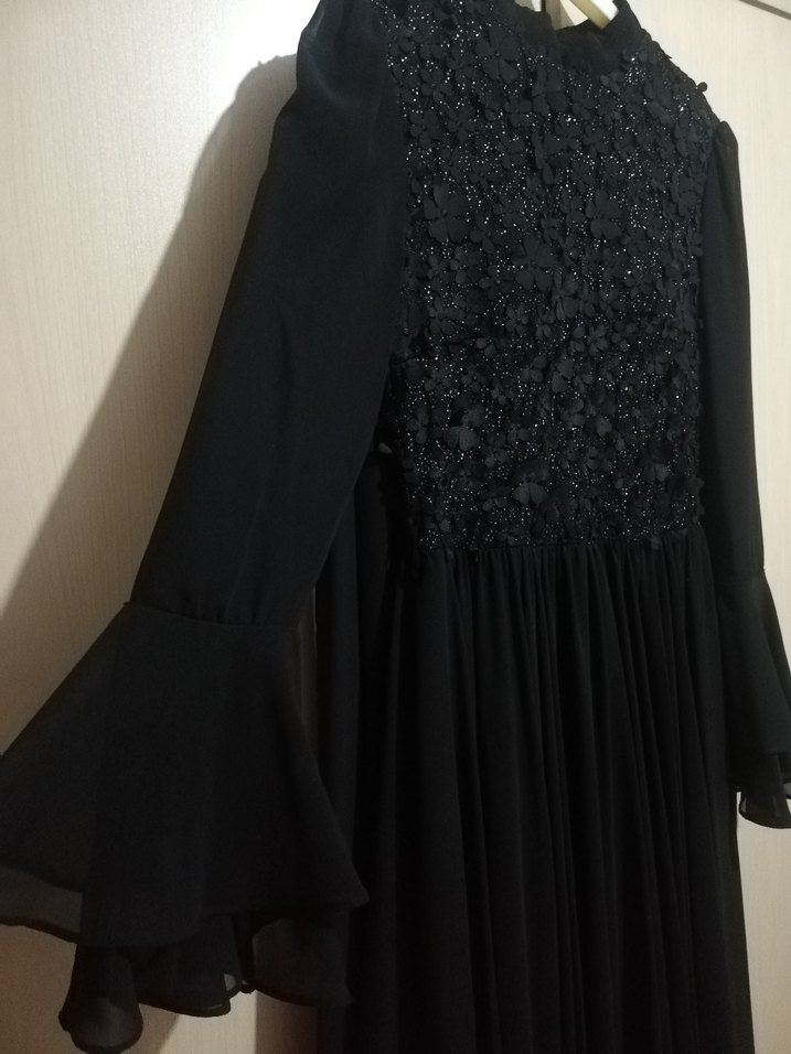 Uzun Siyah Gotik Kadın Abiye Elbise - Görsel 2