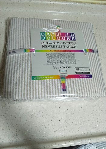 Gri Çizgili Beyaz Nevresim Takımı - Görsel 3