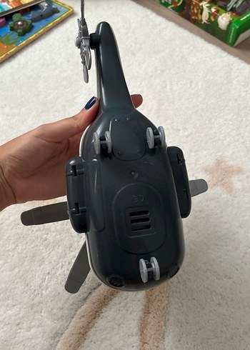 Beden Beyaz-Gri Oyuncak Helikopter