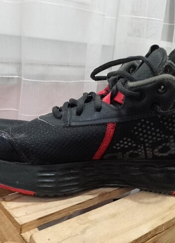 Adidas Adidas own the game 2.0 41 numara