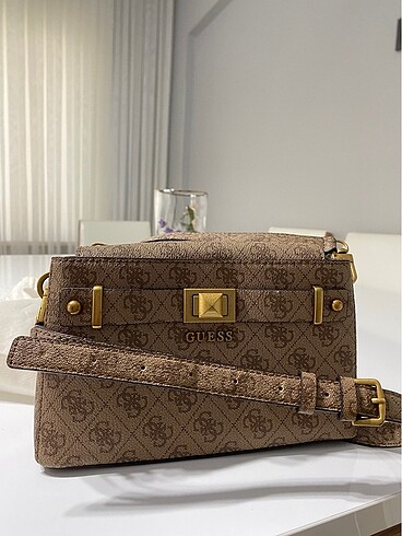 Guess çanta