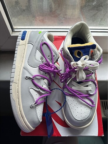 off white x nike dunk low