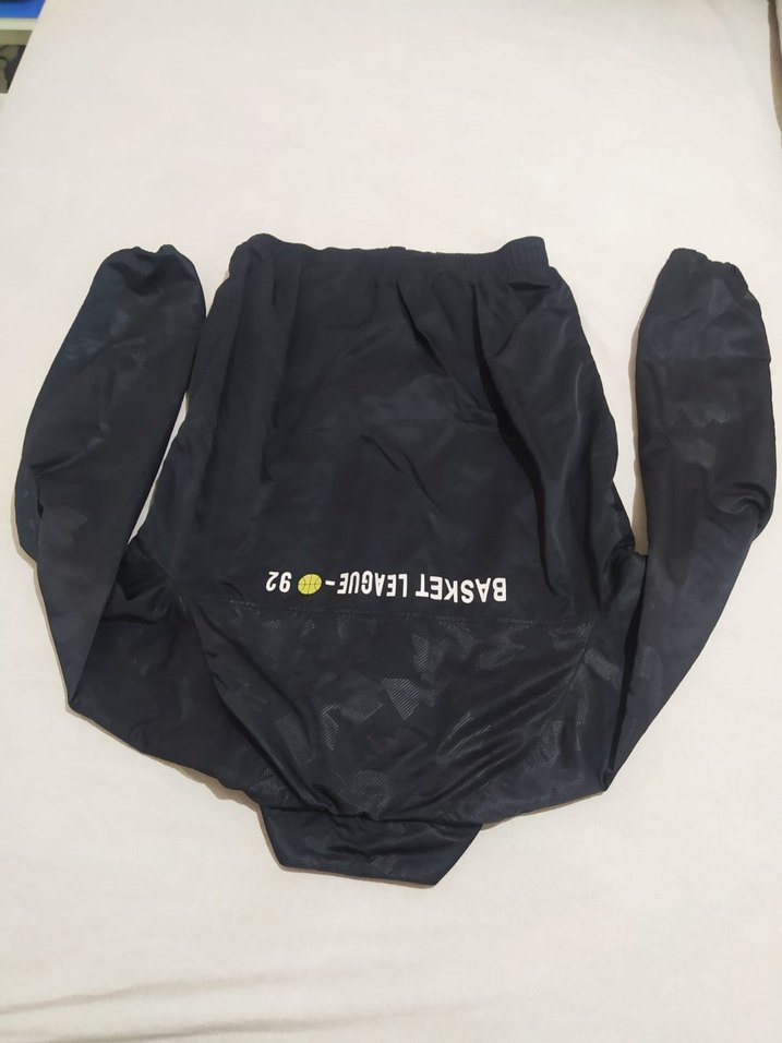 Lc Waikiki Spor Yağmurluk - Görsel 2