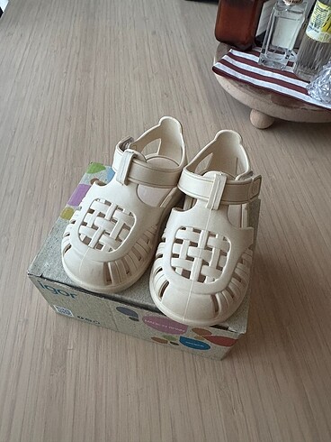 İgor krem 19 no