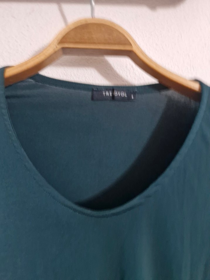 Uzun Kollu V Yaka Yeşil Kadın Body çıtçıtlı - Görsel 3