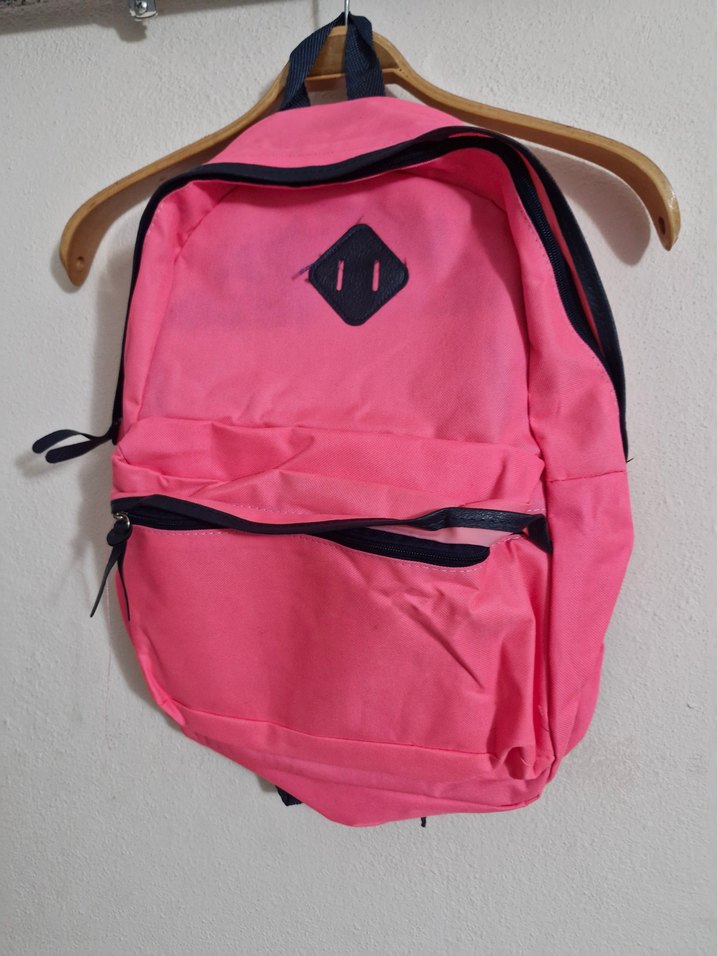 Pembe Fermuarlı Kadın Sırt Çantası - Görsel 3