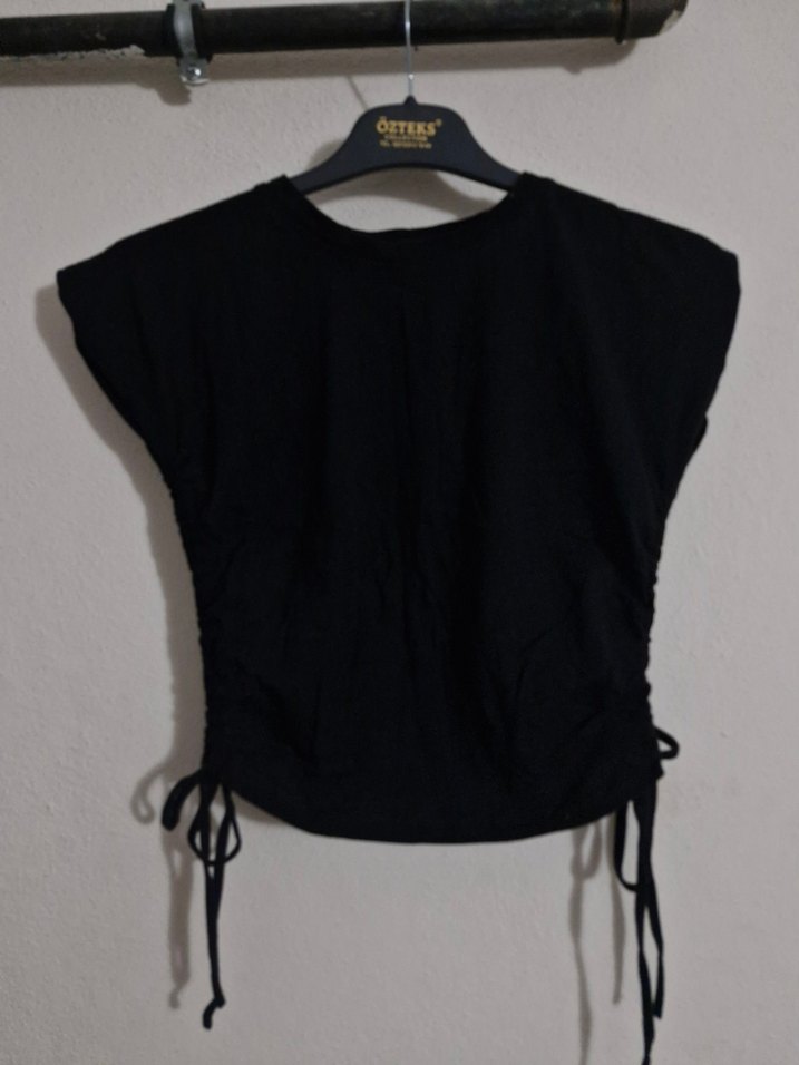 siyah kadın yandan bağlamalı tişört crop - Görsel 5