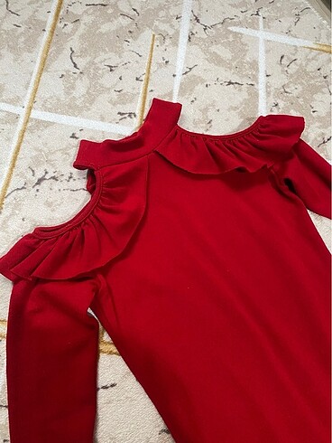 kırmızı elbise - Görsel 2