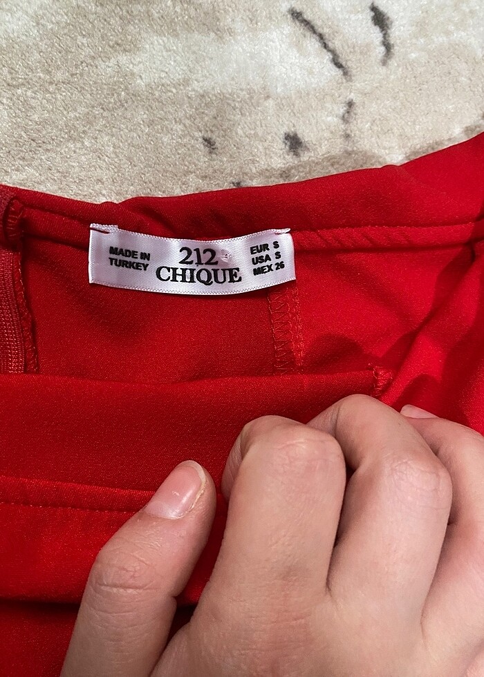 kayık yaka kırmızı elbise - Görsel 4