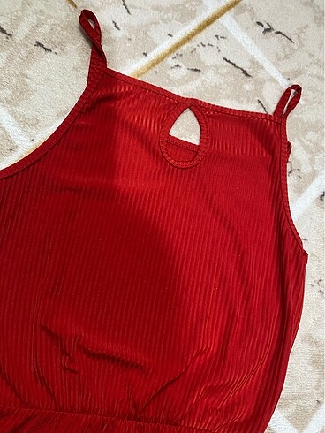 kırmızı tulum - Görsel 4