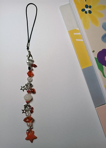 Kırmızı Konsept Telefon Charmı - Görsel 2