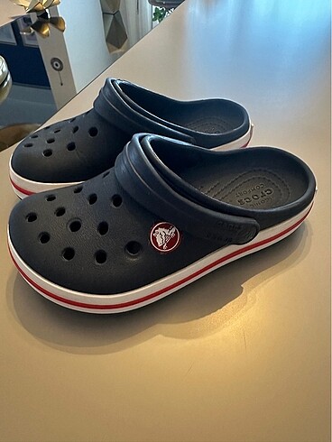 crocs c10