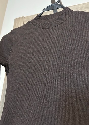 Kahverengi  Yüksek Yakalı Uzun Kollu Elbise - Görsel 3