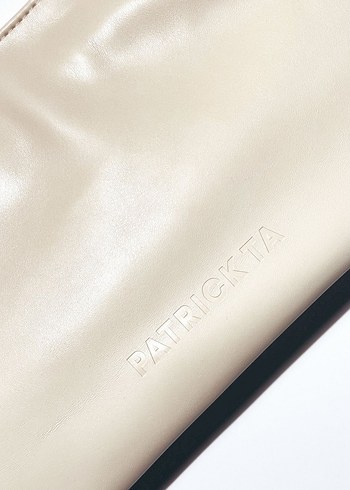 Patrick Ta Beyaz Deri Makyaj Çantası - Görsel 3