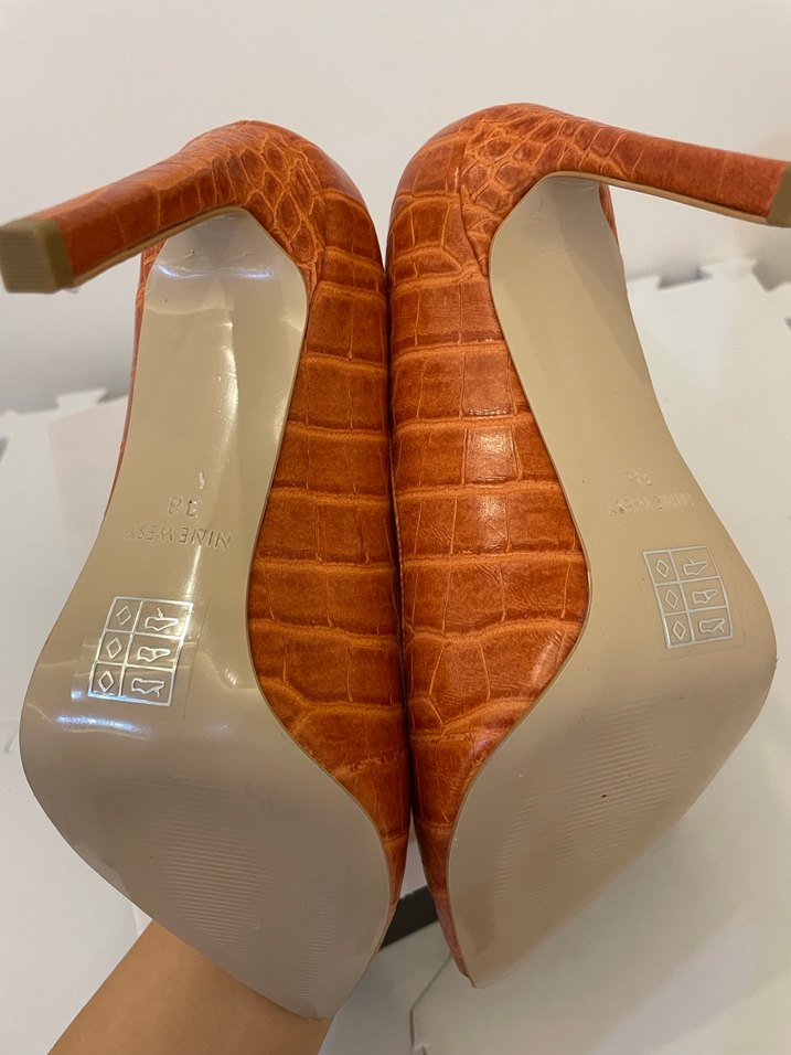 Nine West Turuncu Yılan Desenli Stiletto - Görsel 5