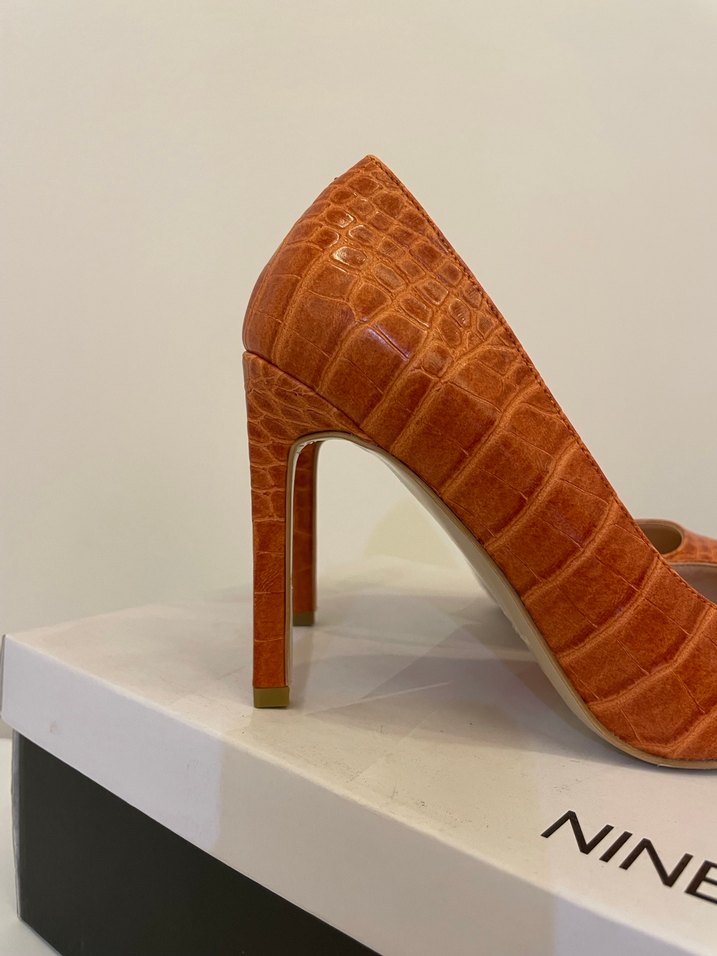 Nine West Turuncu Yılan Desenli Stiletto - Görsel 3