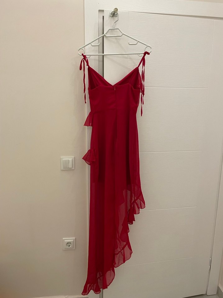 Kırmızı Fırfırlı Uzun Askılı Elbise - Görsel 3
