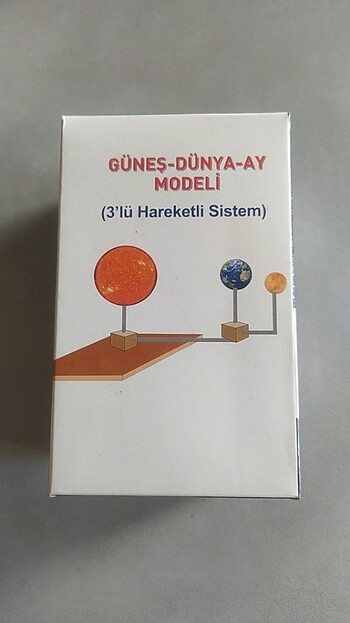 Kar eğitim araçları Güneş-Dünya-Ay modeli