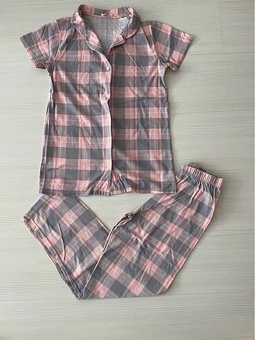 Kadın pijama takımı