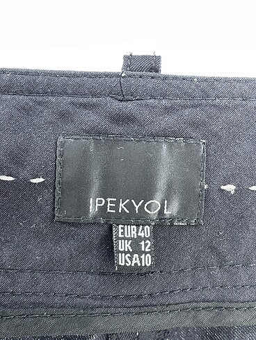 40 Beden siyah Renk ipekyol Düz Kesim %70 İndirimli.