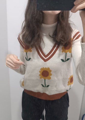 Bohem Çiçek Desenli Boğazlı Triko Süveter - Görsel 2