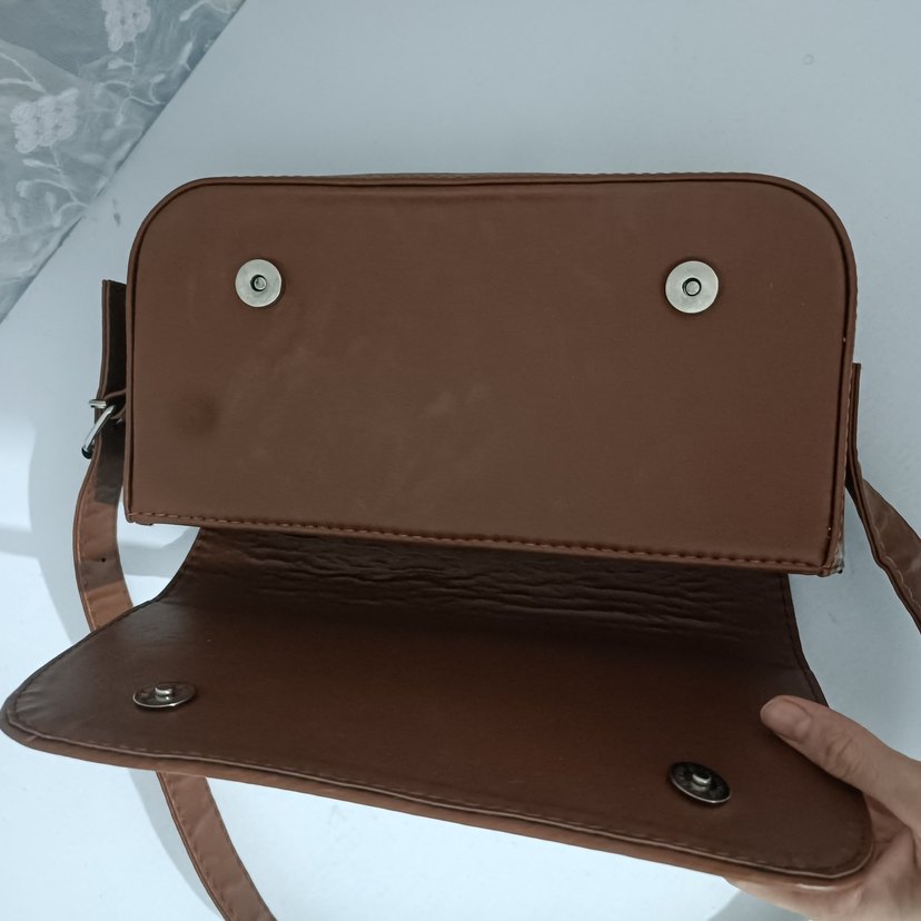 Bej Deri Kadın Çanta Tokalı - Görsel 3