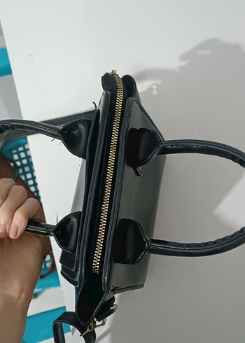 Siyah Deri Minimalist Tokalı Kadın Çanta - Görsel 2