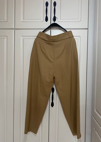 Kadın Bej Süet Kemerli Midi Pantolon - Görsel 4