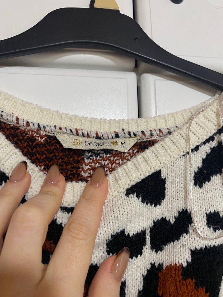 Kadın Leopar Desenli Örgü Kazak - Görsel 3