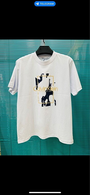 Calvin klein T-shirt