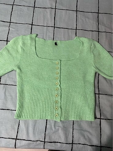 Trendyol & Milla crop hirka