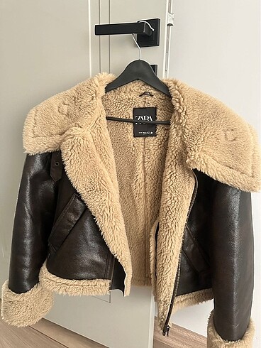 zara biker mont