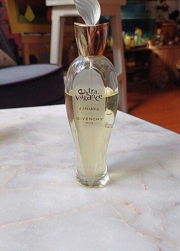  Beden Givenchy extra vagance parfüm