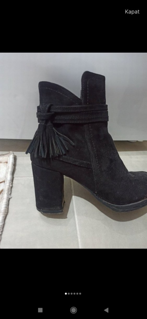 Siyah Süet Püsküllü Kadın Topuklu Bot - Görsel 5