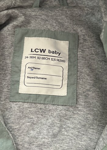 LC Waikiki Kapüşonlu Sarı Renkli Erkek Çocuk Yağmurluk