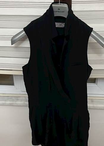 Siyah Kadın Saten Kolsuz Tulum - Görsel 4