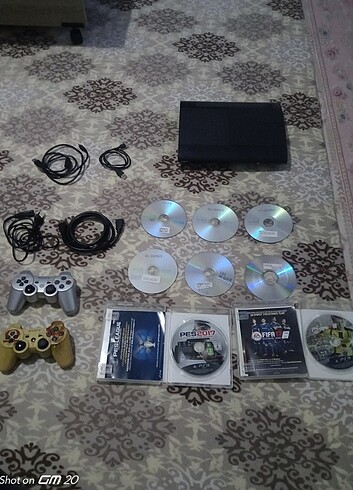 PS3+PES 17+FIFA 17+6 film+kablolar (2 şarj) kol dahil değil