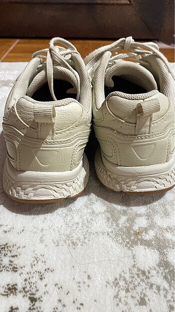 38 Beden Skechers ayakkabı