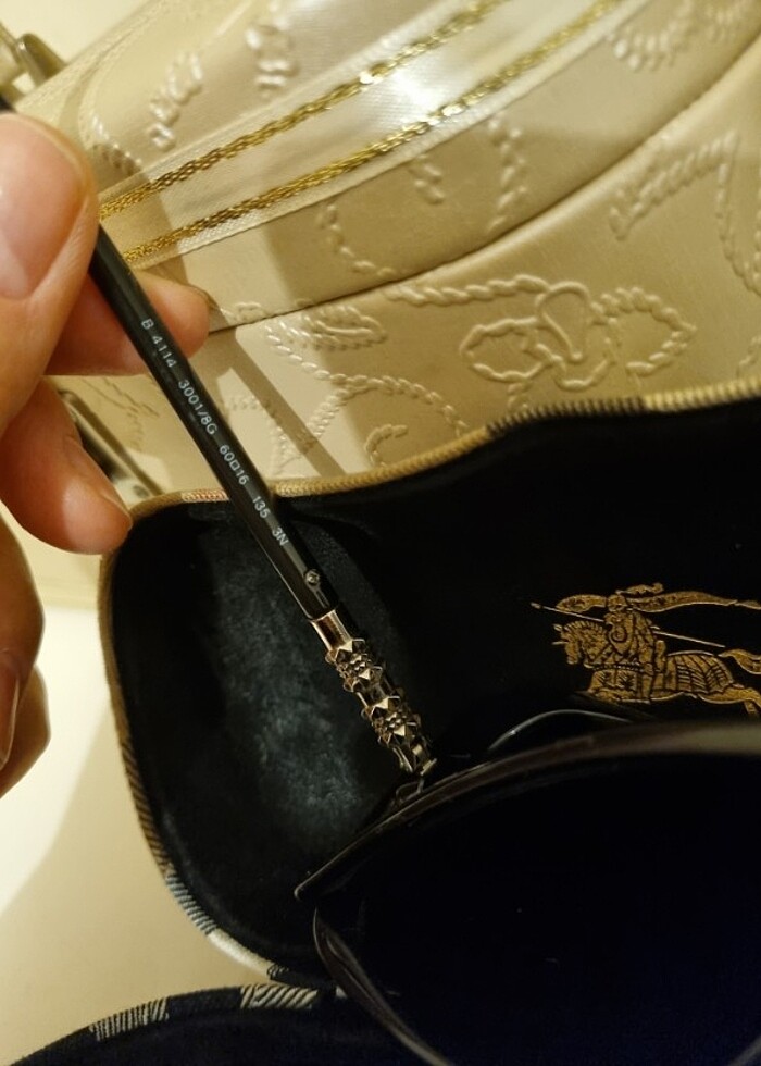 Burberry güneş gözlüğü  - Görsel 5