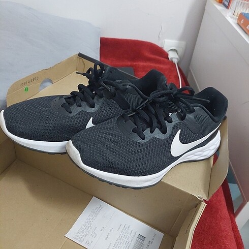 Temiz nike spor ayakkabı 38,5 in street fişli