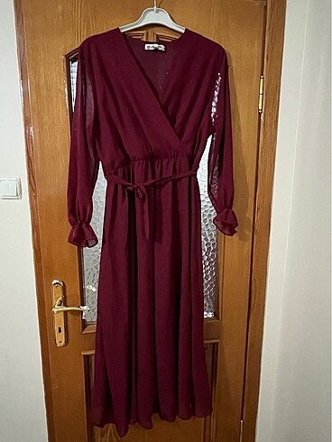 46 Beden bordo Renk Uzun şifon elbise