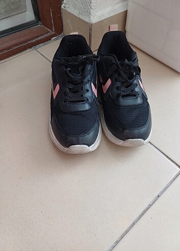 LC Waikiki 35 numara kız çocuk