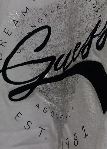 Guess Guess tshirt