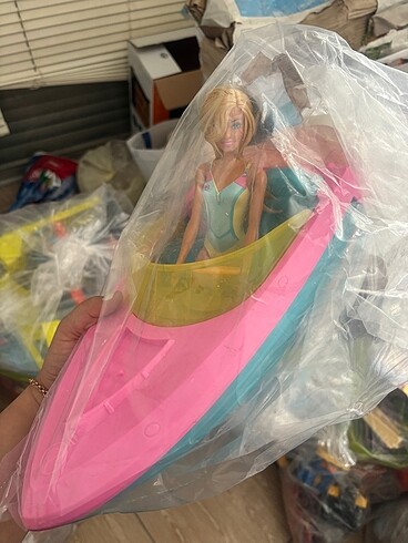 Barbie Barbie ve sürat teknesi oyun seti