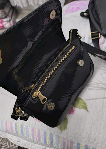 Siyah Deri Kadın Çanta, Klasik ve Sokak Stili - Görsel 2