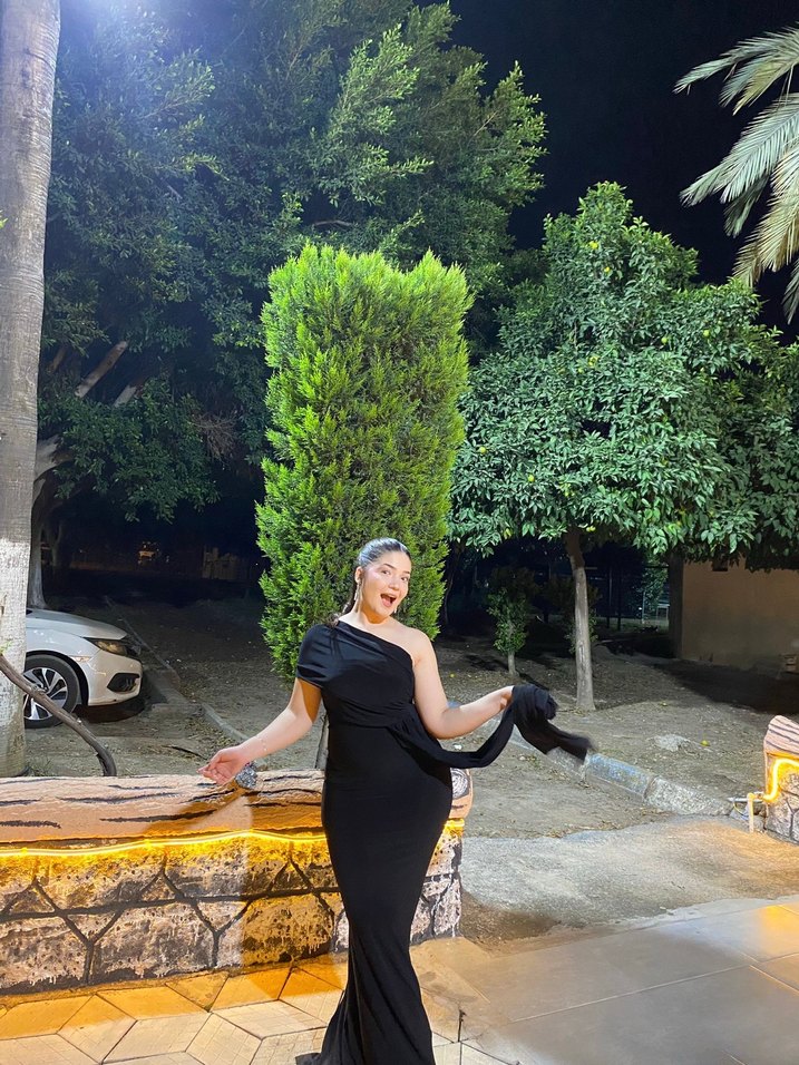 Siyah Drapeli Uzun Abiye Elbise - Görsel 2