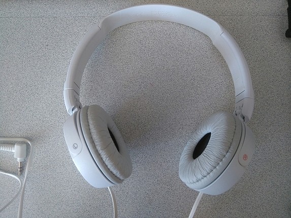 Sony Kulaklık 